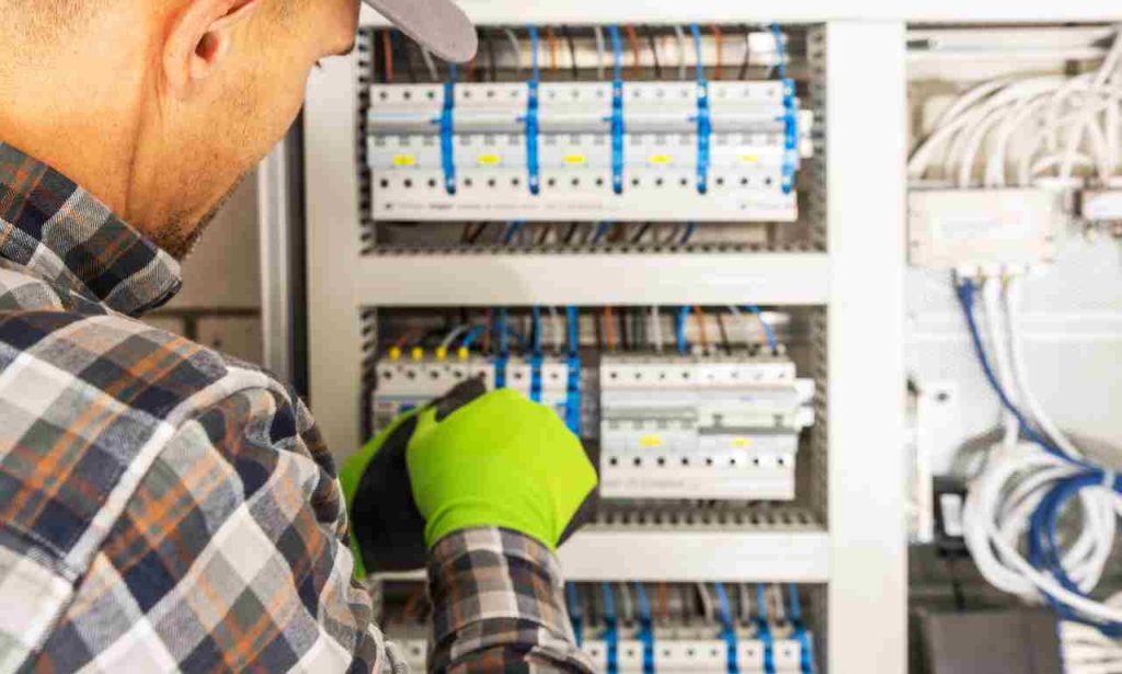 electrical contractor